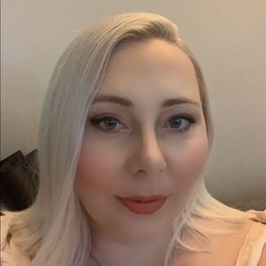 Meet your Posher, Kristin